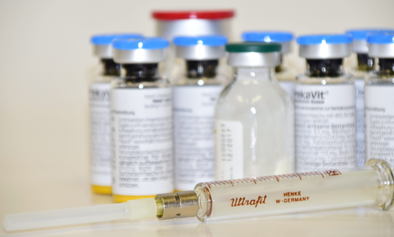 no people, western script, ampoules, disease, bulb syringe, label, health, pharmacy, medicine, science, education, indoors, heal, syringe, multiple-way syringe