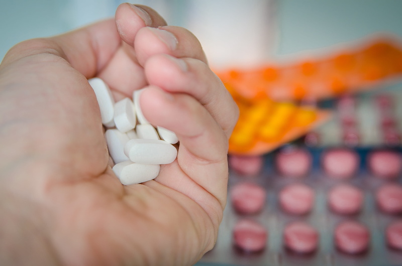 human body part, capsule, tablets, oval, pharmaceuticals, people, medicine, responsibility, white, large group of objects, adult, pharmacy, drugs, medication