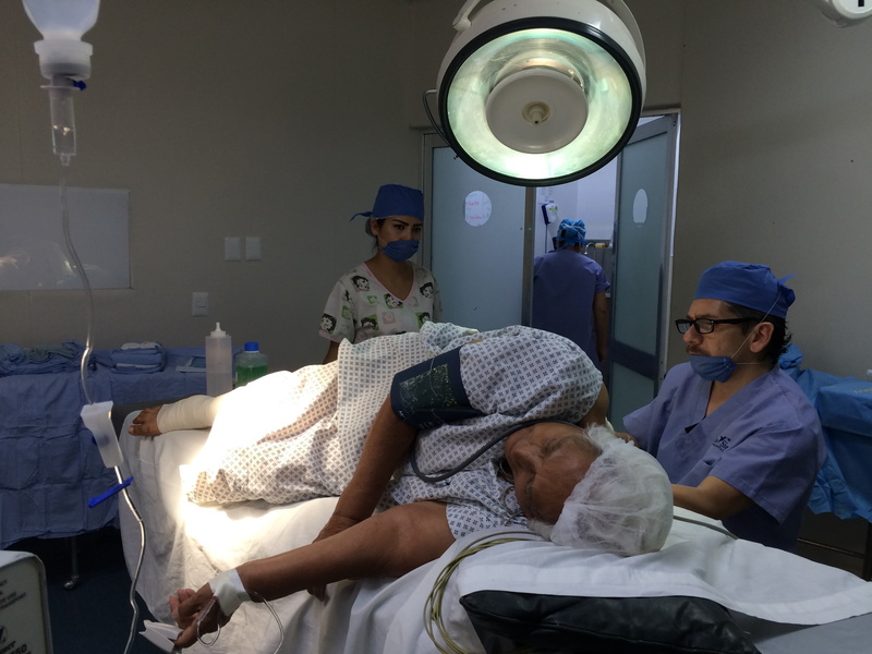 patient, diagnosis, males, healthcare, lying down, medicine, men, healthcare and medicine, medic, people, standing, patient and doctor, care, operation