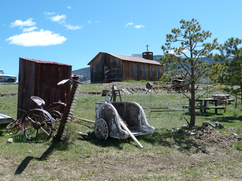 day, plant, field, ancient, countryside, building exterior, ghost town, tourist attraction, outdoors, 4K, buildings, deterioration, damaged, obsolete