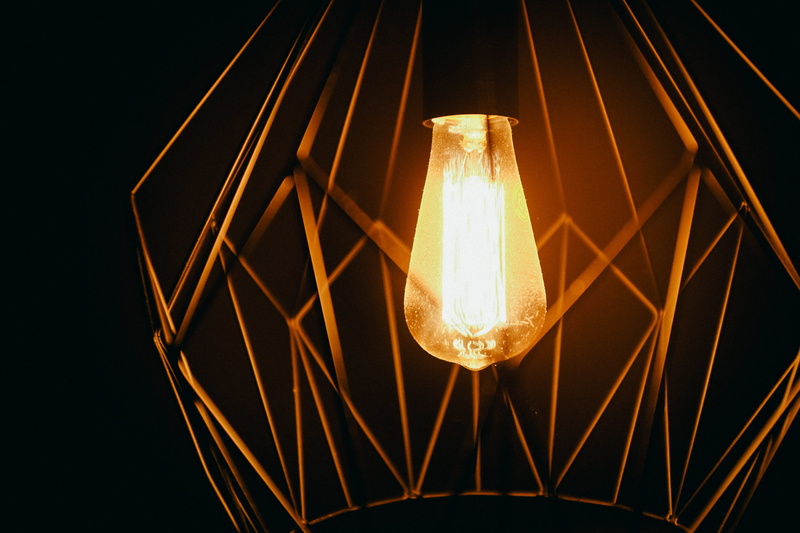 bulb, light - natural phenomenon, lighting Equipment, electric Lamp, Lamp, Edison, power supply, close-up, illuminated, black background, electric light