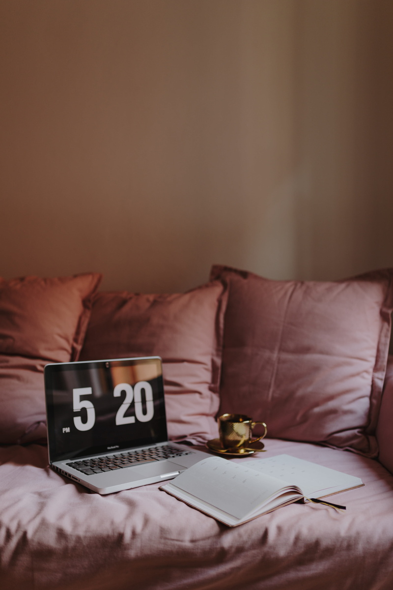 bedroom, absence, 5K, home office, western script, furniture, workplace, relaxation, book, macbook, indoors, food and drink, female office, bed, workspace