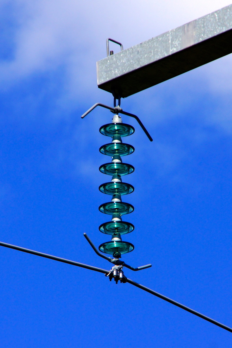 sunlight, leisure activity, energy, hanging, lighting equipment, the executive board, Power Line, cable, Technology, pole, industry, blue, outdoors, sport