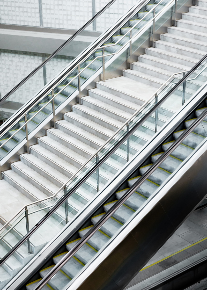 4K, escalator, train, railings, high angle view, railing, building, glass - material, modern, steel, window, stainless, steps, gray, metal, moving up