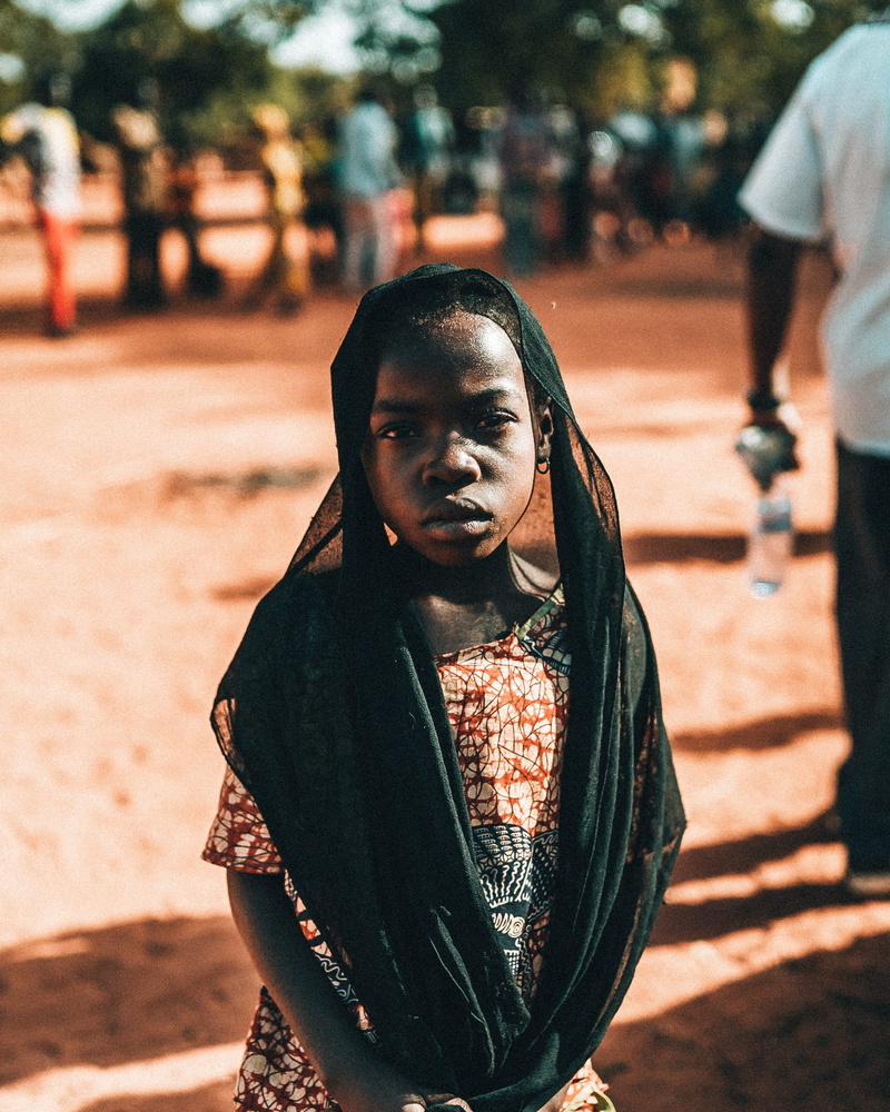 outdoors, chad, kids, pedestrian, africa, silk, urban, sleeve, casual clothing, finger, clothing, face, person, plant, sari, ngo, one person, tribe, city