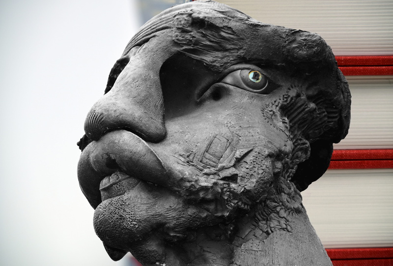 statue, body part, modern art, art, focus on foreground, lion - feline, humanity, abstract, look forward, architecture, outlook, female likeness, art and craft