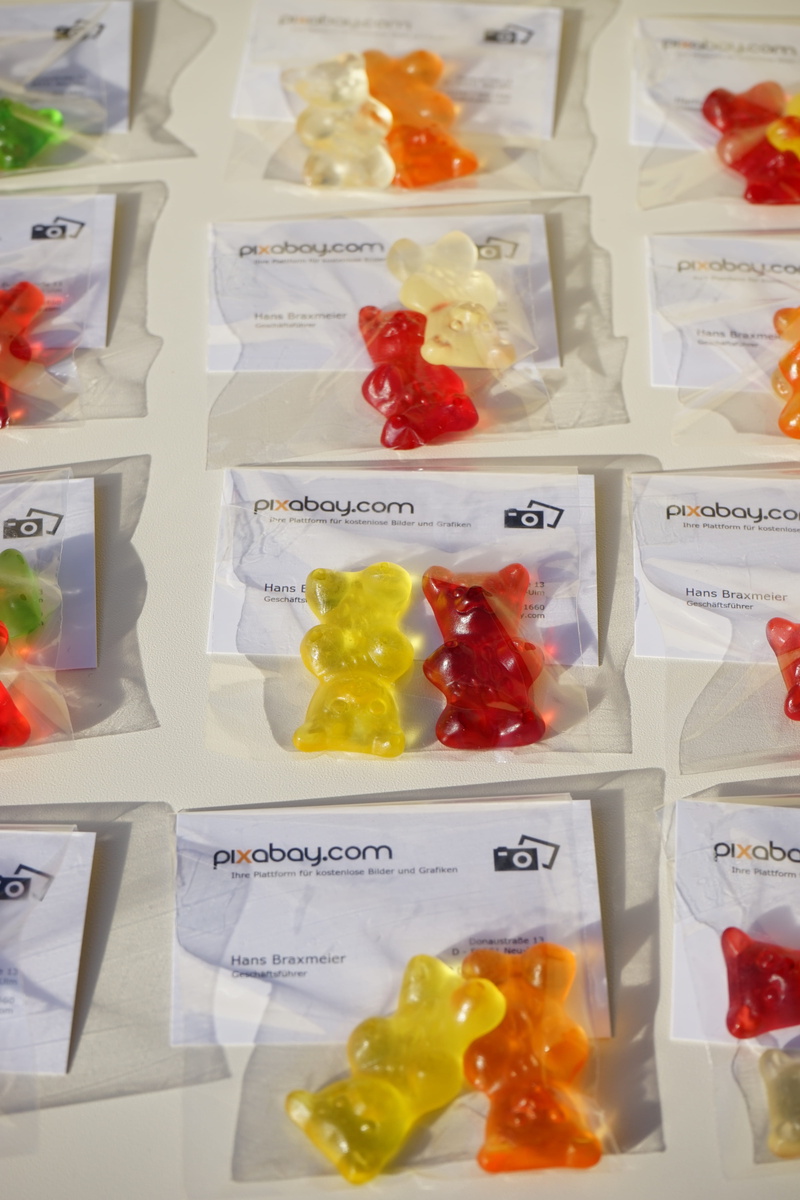 mitbringsel, Bags, packed, retail, freshness, indoors, gift, cellophane, no people, food and drink, gelatin, 5K, variation, color, gummibärchen, container