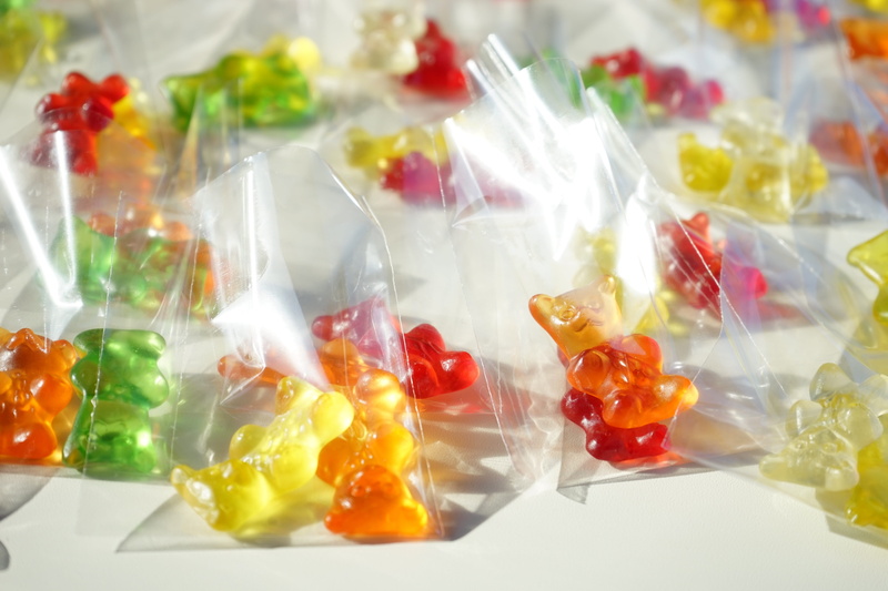 Sachets, food, gummibärchen, choice, precious gem, indulgence, Packed, fruit jelly, studio shot, sweet food, plastic, indoors, jewelry, freshness, large group of objects