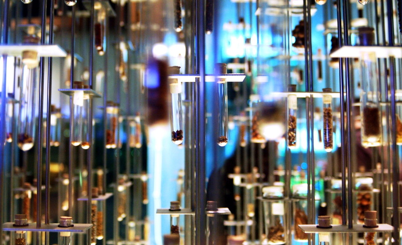 night, focus on foreground, provetas, seeds, close-up, large group of objects, test tube, technology, abundance, no people, shallow, illuminated, decoration