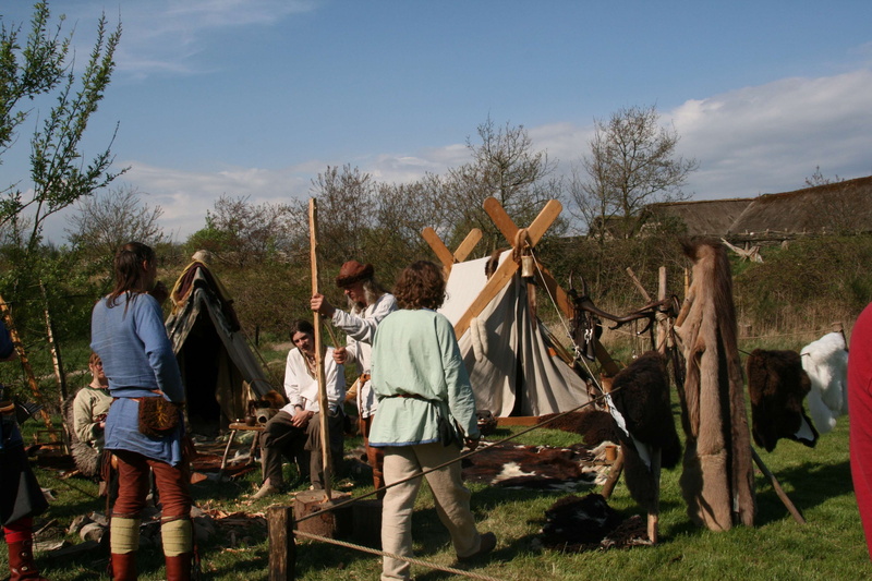 vikings, army, tent, environment, home, leisure activity, wear, plant, skirmish, soldier, lifestyles, man, group of people, military, wood - material, child