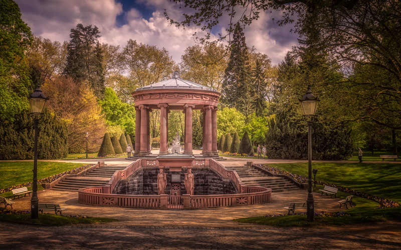 trees, lights, ladder, the sidewalk, construction, Park, Germany, Kurpark, HDR, Bad Homburg, benches, clouds, the bushes, lawn, the sun, sculpture, the sky