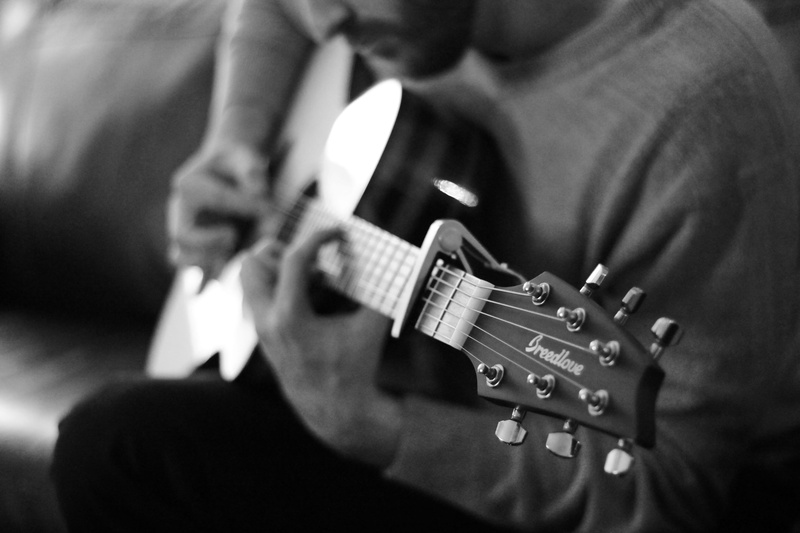 greyscale, musical instrument, holding, adult, breedlove, photo, rock music, acoustic, one person, grayscale, string instrument, musician, black and white