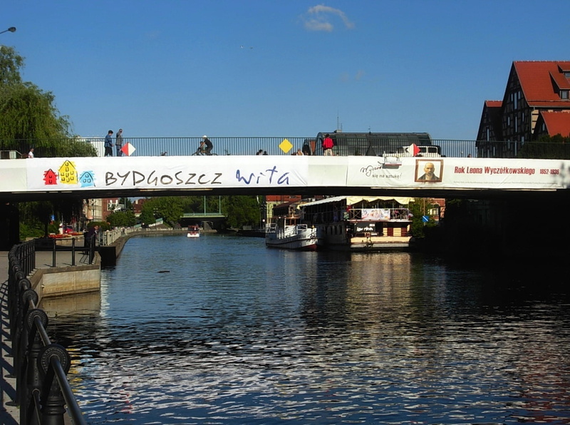 scenic, mode of transportation, city, drawings, Bridge, reflections, Poland, water, incidental people, travel Locations, connection, architecture, nautical Vessel