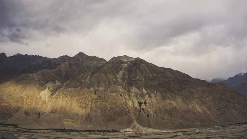 climate, wander, cloud, diversity, heigh, culture, warm light, no people, cloud - sky, arid climate, mountain peak, tranquility, outdoors, panoramic, rock - object