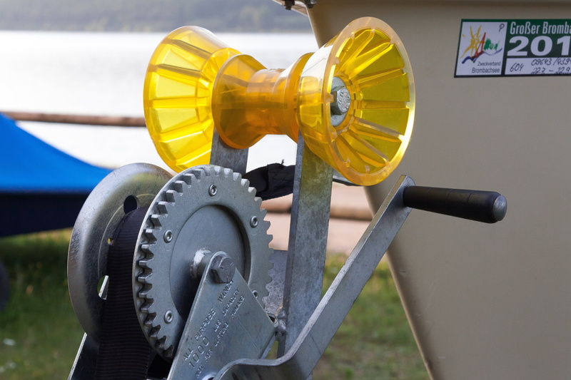 machine valve, strength, transportation, wheel, water, sail, sailing boat, shape, technology, history, crank, silver colored, close-up, green color, no people