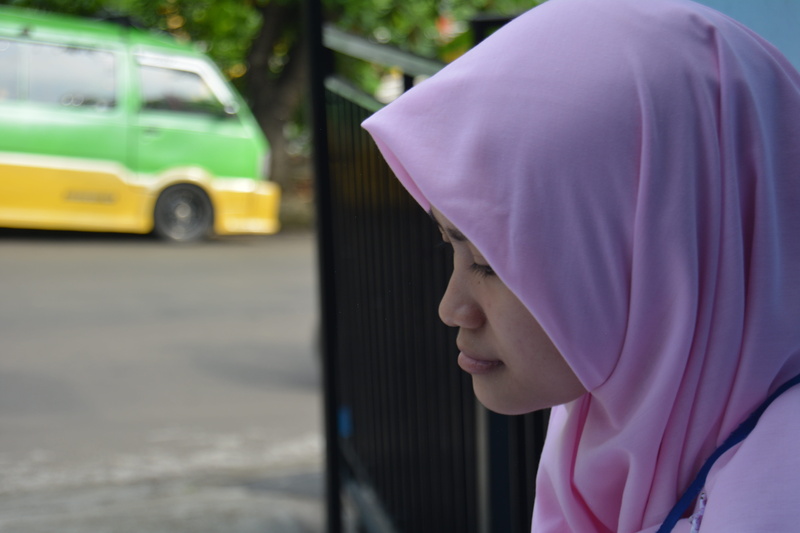 beauty, women, mode of transportation, contemplation, hood - clothing, land vehicle, hijab, 5K, car, street, islam, city, looking, day, motor vehicle