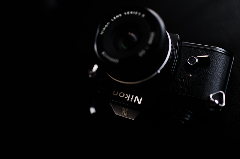 studio shot, photographic equipment, hardware, indoors, control, electronics, photography themes, id cards, document, digital camera, 5K, strap, black color