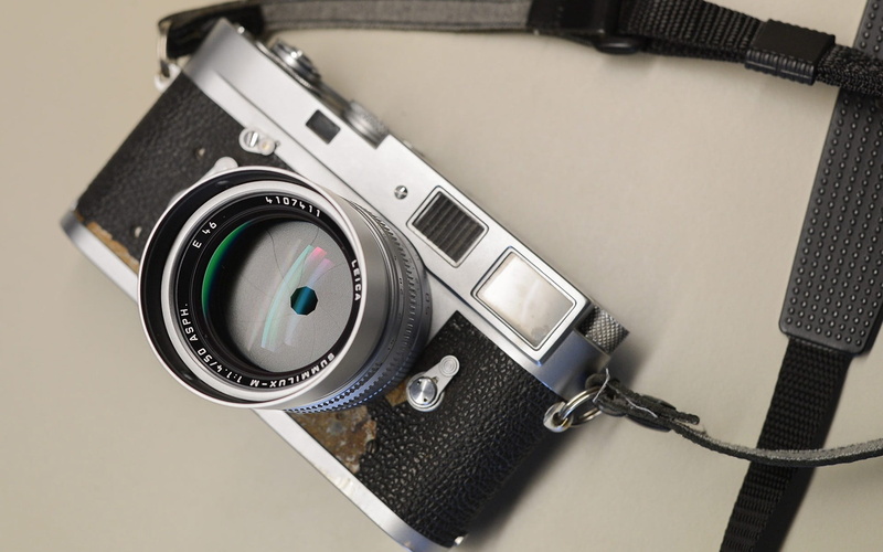 lens, backgrounds, photographer, hobbies, cord, shutter, camera - Photographic Equipment, gray, single Object, equipment, lens - Optical Instrument, indoors
