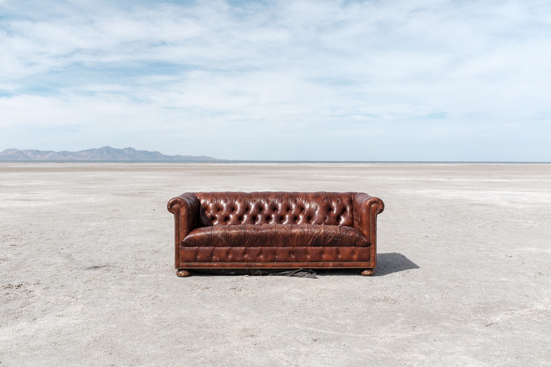 single Object, vacations, symmetry, armchair, outdoors, desert, fujifilm, travel, furniture, adventure, bright, 5K, couch, horizon, blue, old