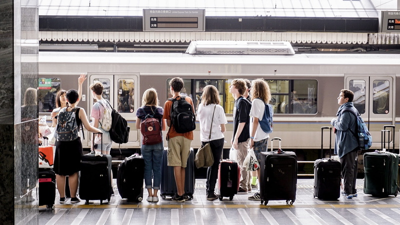 commuter, women, people, men, large group of people, crowd, transportation, waiting, near, rail transportation, journey, real people, leaving, adult, full length