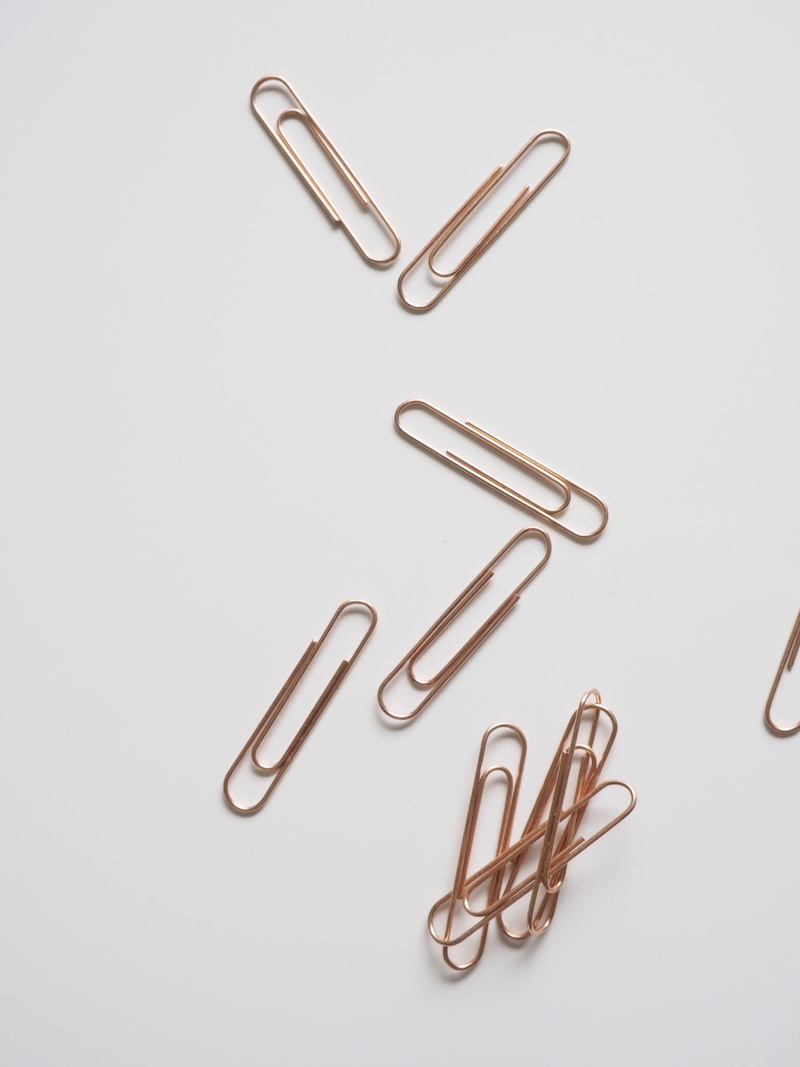 close-up, fastener, variation, choice, man made object, man made, white background, office supply, large group of objects, clip, connection, office, office accessories
