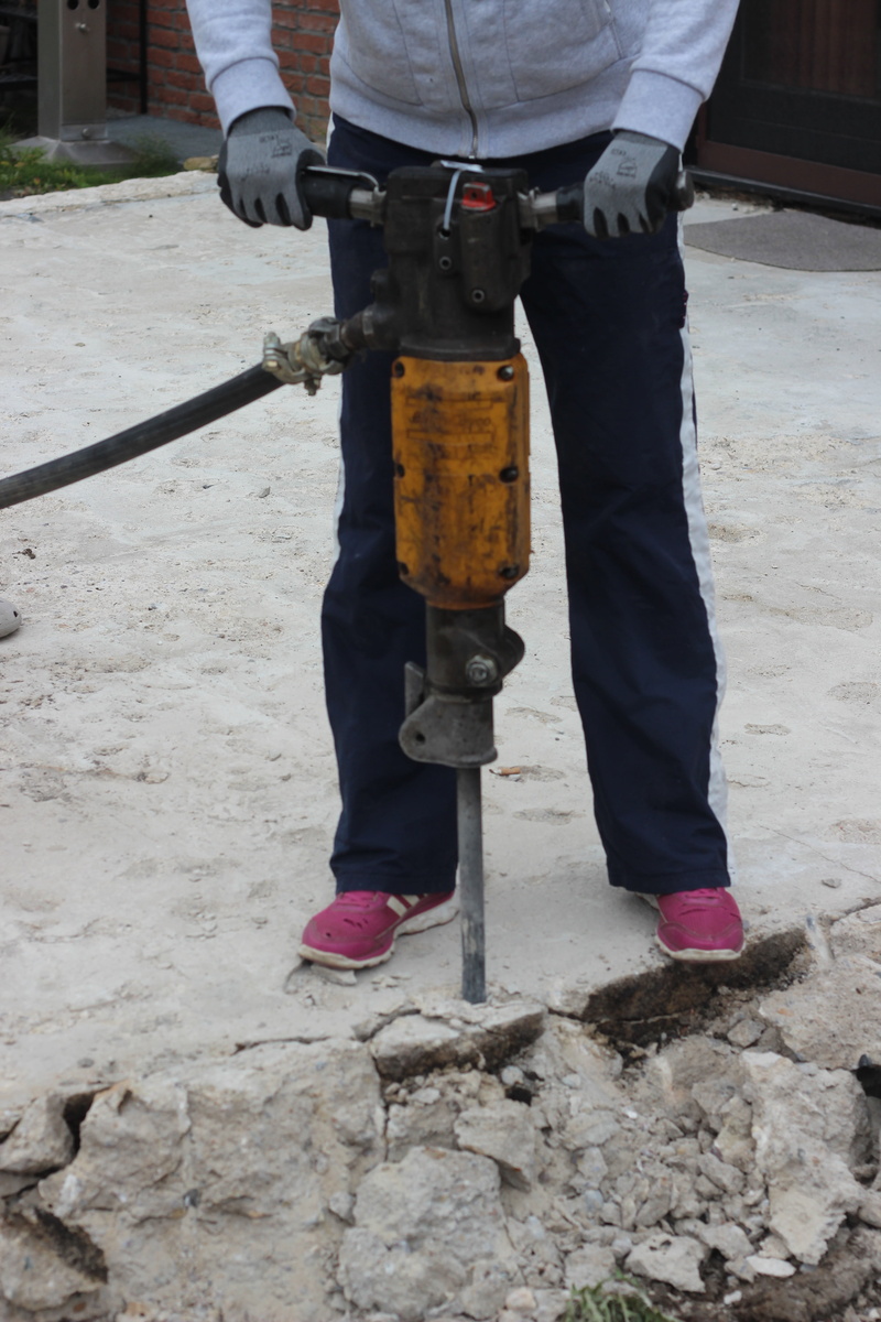 hilti, ruin, hammer, atmosphere, occupation, new beginning, human leg, men, crash, work, force, construction workers, hammer drill, road construction, day