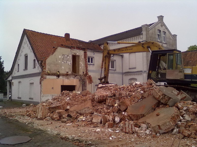 damaged, broken, Abort, junkyard, run-down, day, sky, outdoors, building Exterior, architecture And Buildings, house, residential Building, old, House Demolition