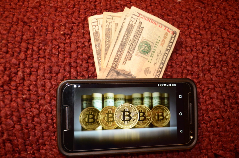 directly above, communication, abundance, number, dollar, smartphone, single object, savings, paper currency, currency, 4K, digital currency, wealth, food and drink
