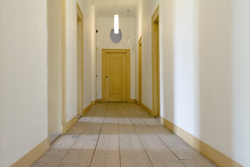 manor, architecture, tiled floor, old house, direction, perspective, ceiling, gang, door, old wall, walls, style, old buildings, classic, passage, holland