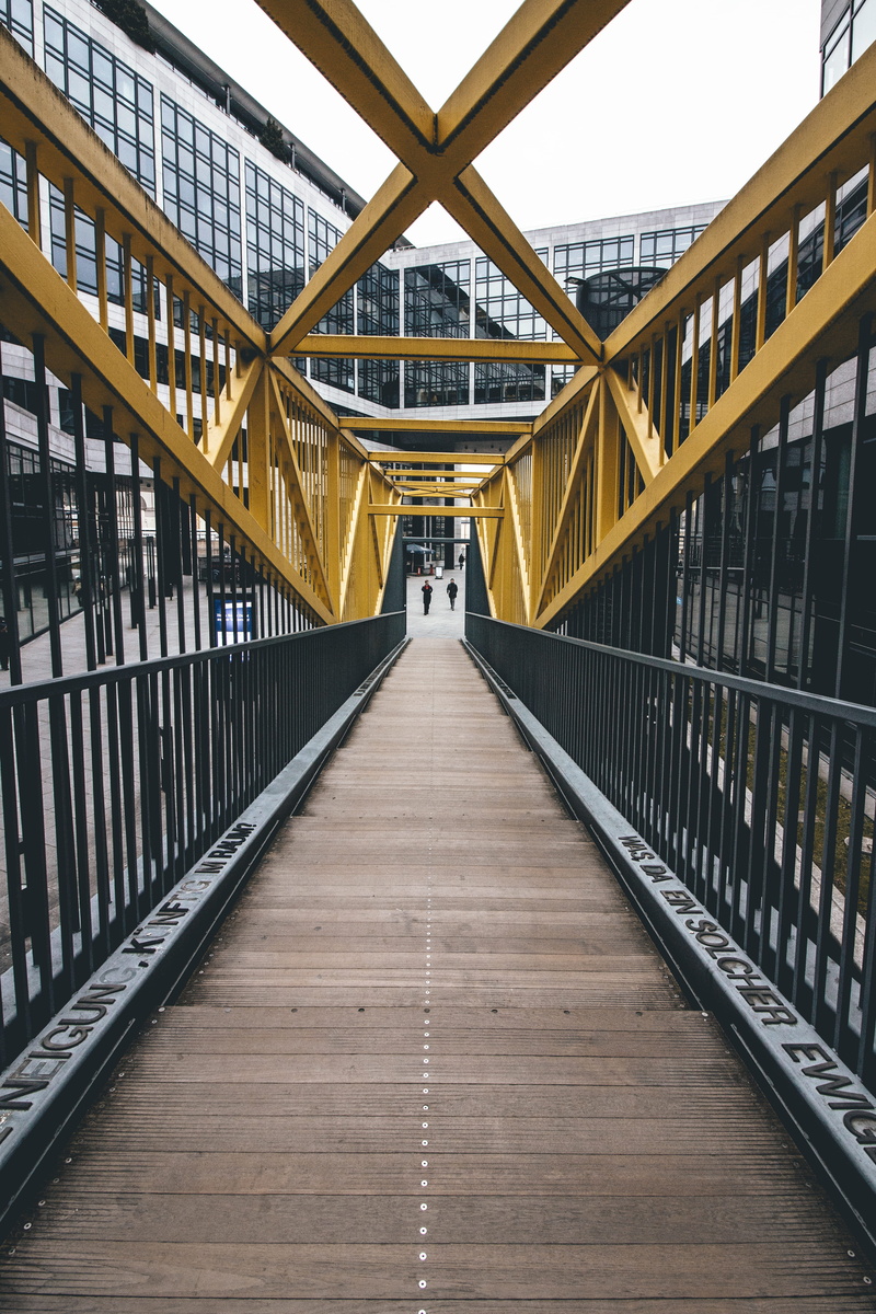 5K, the way forward, no people, railing, germany, person, structure, built structure, walkway, corridor, footpath, misleading lines, connection, human