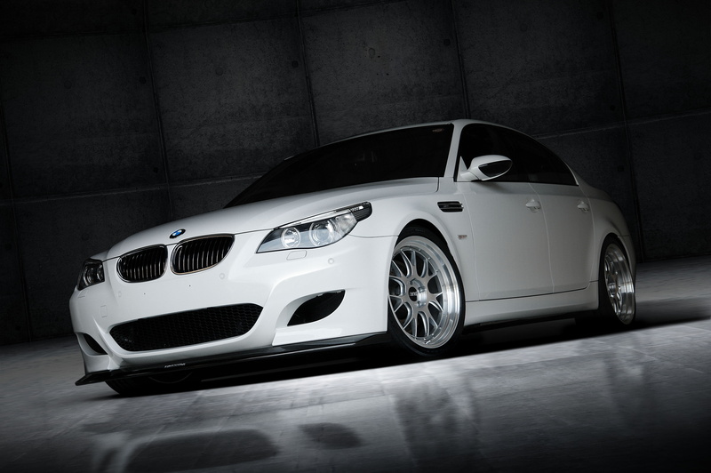 motor Vehicle, bbs, retro styled, elegance, mode of Transport, chrome, e60, drives, shiny, concept Car, side View, speed, still life, flooring, sedan, transportation