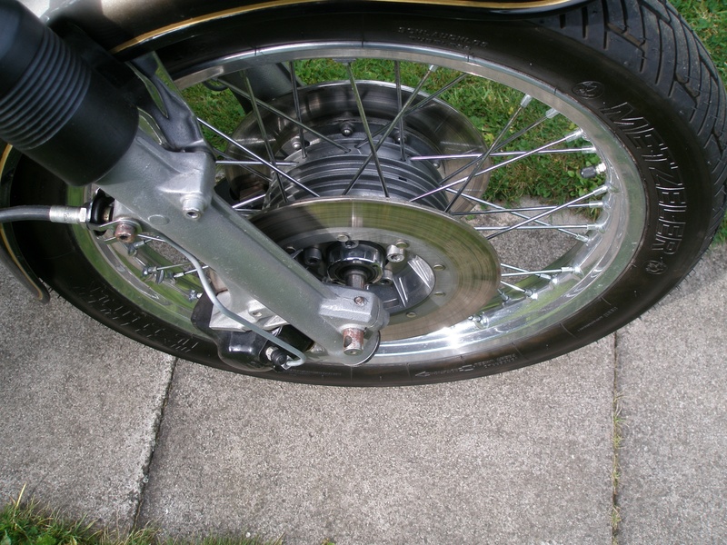 vehicle, wheel, 2K, transportation, road, chrome, motor vehicle, high angle view, brakes, close-up, fork, car, silver colored, motorbike, mode of transportation