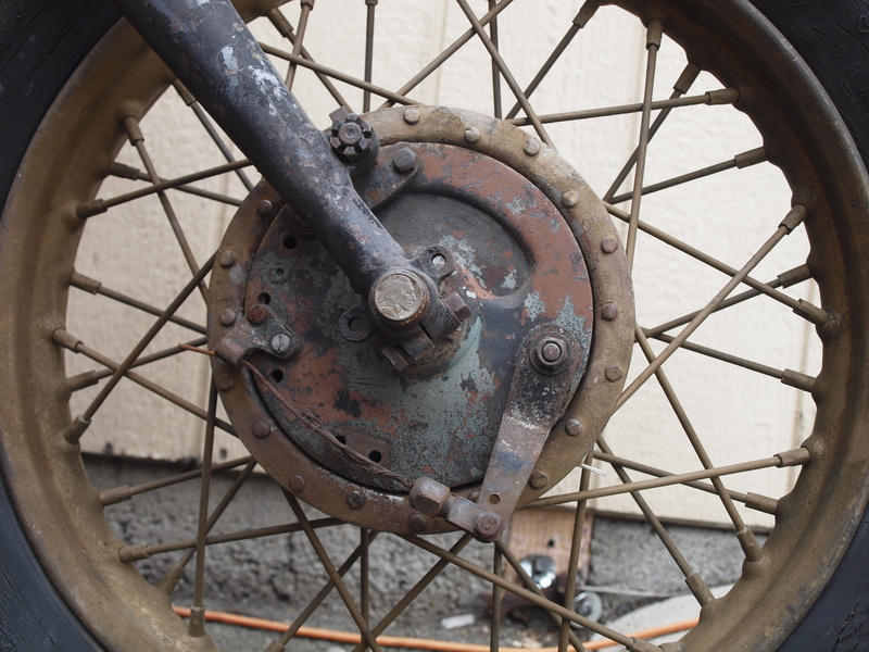 damaged, oldtimer, rusty, transportation, vehicle, land vehicle, drum brake, run-down, old, Mature, details, close-up, wheels, decline, stainless, rots