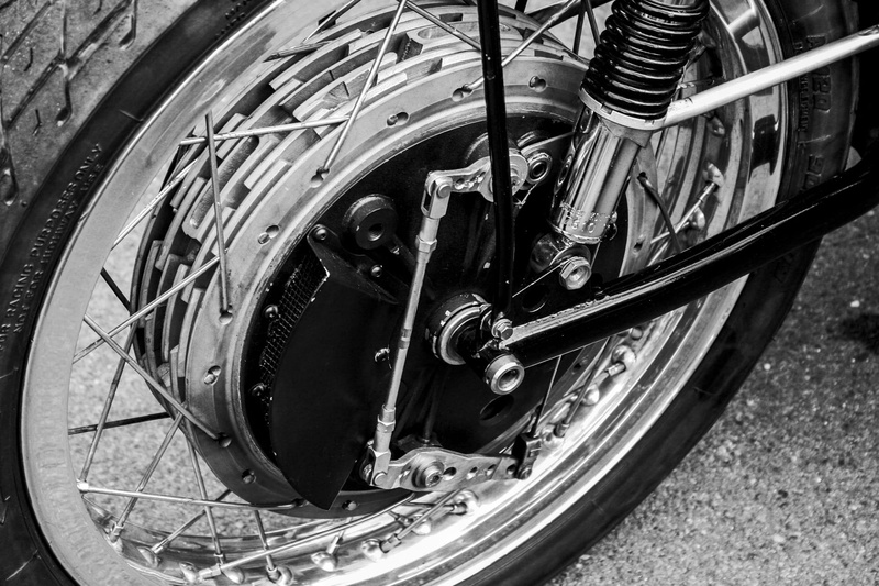 close-up, tire, high angle view, front wheel, land vehicle, travel, stationary, drum brake, Wheel, day, bicycle, metal, Wheels, Motorcycle, spoke, motor vehicle