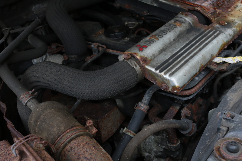 metal, old, day, outdoors, screw, no people, deterioration, obsolete, land vehicle, machine, abandoned, cylinder, machinery, 5K, engine block, mode of transportation