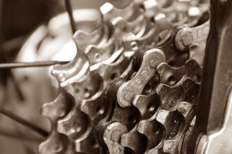 food and drink, 5K, craft, no people, belief, metal, purity, Pinion Gear, industry, floral pattern, single object, discovery, gold, focus on foreground