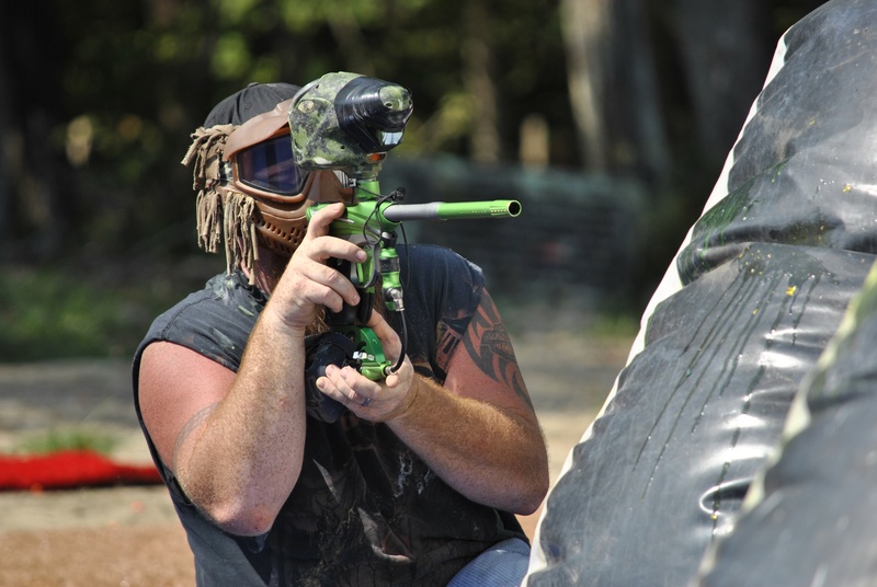 field, aiming, day, rifle, men, 4K, tree, plant, outdoors, weapon, paintball, target shooting, land, military, nature, real people, government, sports