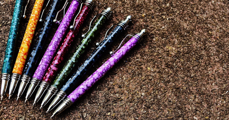 side by side, thread, multi colored, creativity, stationery, industry, no people, pen, marker pen, choice, color, purple, office accessories, textile industry