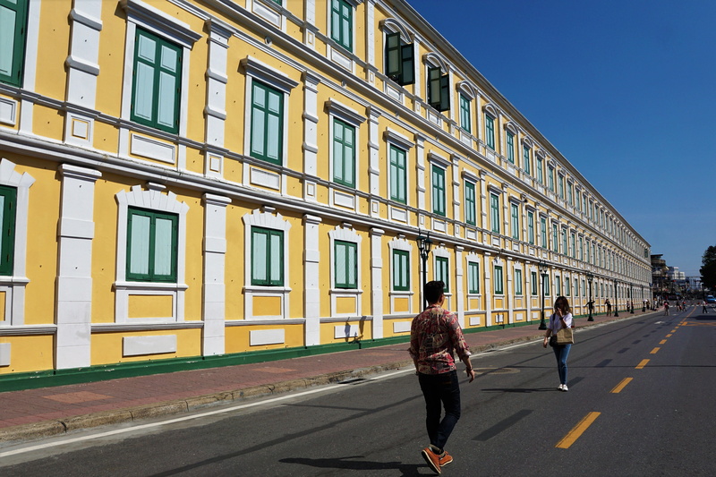 lifestyles, building exterior, wall, window, nature, palace, office, transportation, diminishing perspective, sunlight, walking, monastery, built structure