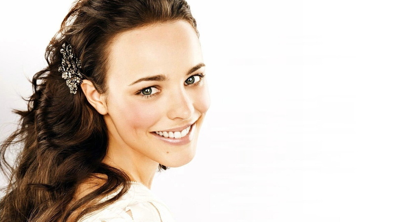 clip, one Person, beautiful, headshot, actress, beautiful people, studio Shot, one Young Woman Only, only Women, caucasian Ethnicity, toothy Smile, copy Space