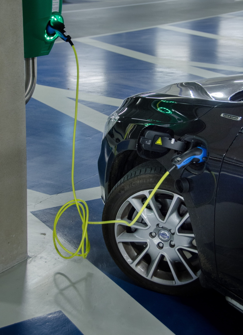 driving, land vehicle, Automobile, transport, energy, mode of transportation, environment, cable, power supply, connection, renewable energy, Driving, Electric