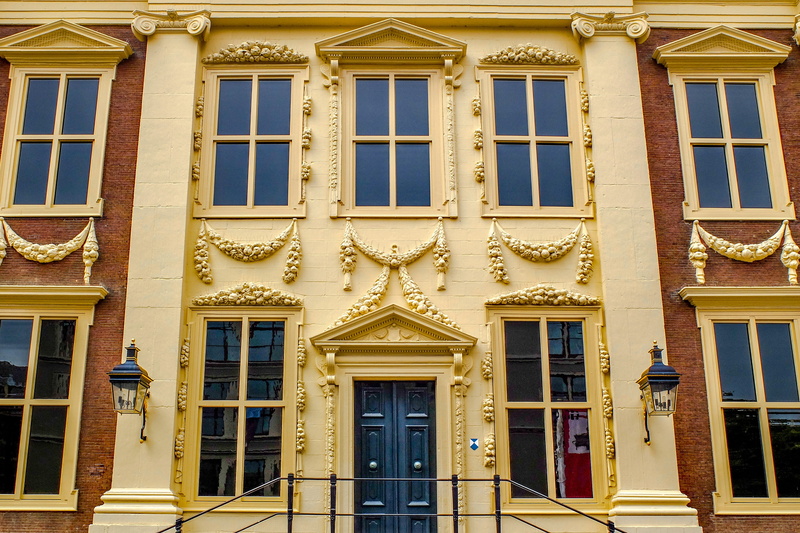art and craft, architecture, repetition, ornate, europe, glass - material, den haag, holland, history, outdoors, 4K, low angle view, government, netherlands