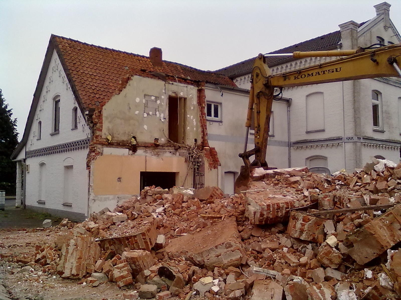 house demolition, residential district, demolished, demolition, damaged, no people, building exterior, outdoors, window, day, architecture, low angle view
