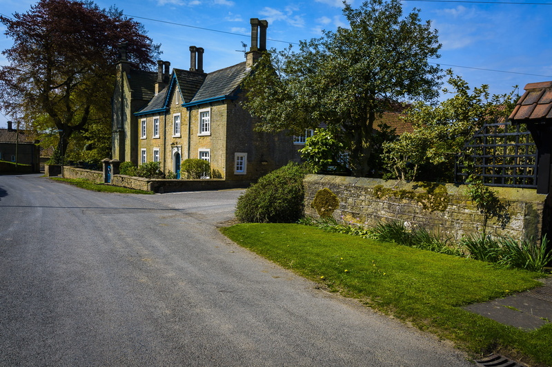 idyllic, plant, 2K, residential district, detached house, home, built structure, luxury, lawn, city, suburb, driveway, building exterior, house, country