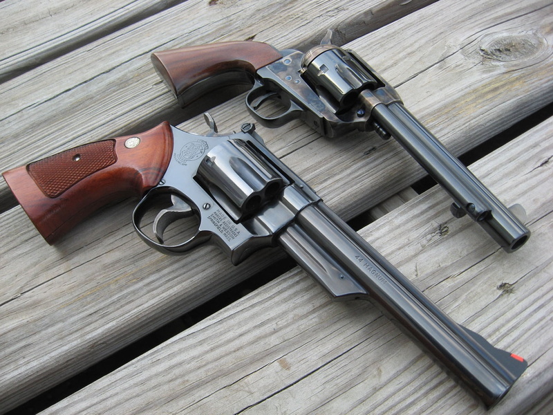 protection, two, 1080P, risk, indoors, social issues, communication, Board, aggression, crime, table, 2 pieces, revolvers, wood - material, no people