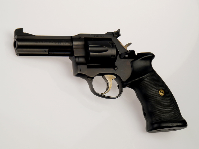 cut out, warning sign, crime, violence, security, military, side view, sign, no people, white background, black, communication, revolver, weapon, social issues