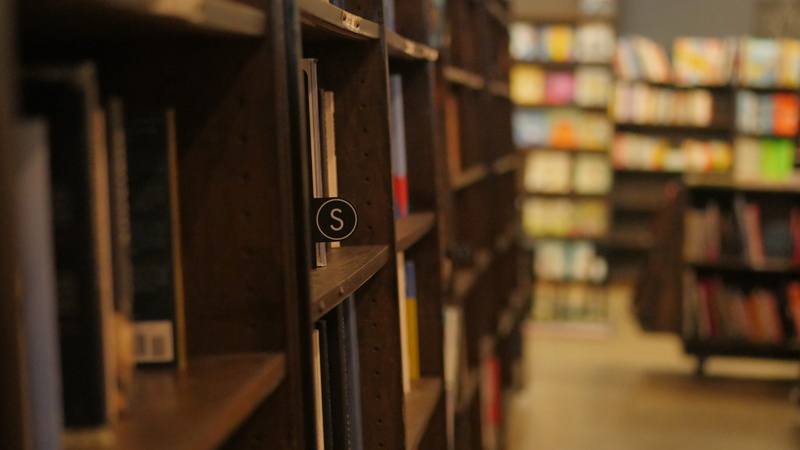 wow, read, columns, bookstore, los, learning, large group of objects, library, order, the last bookstore, close-up, los angeles, publication, literature