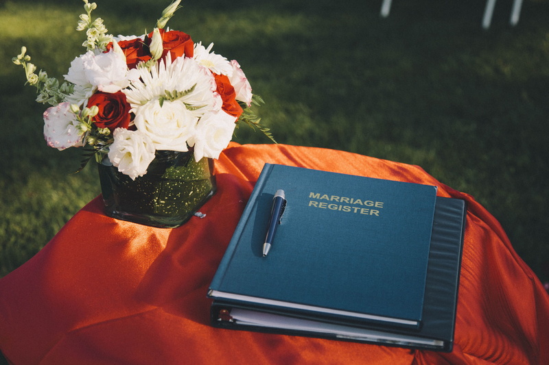 communication, bouquet, red, book, text, Register, fragility, wedding, beauty in nature, freshness, life events, publication, flower arrangement, focus on foreground