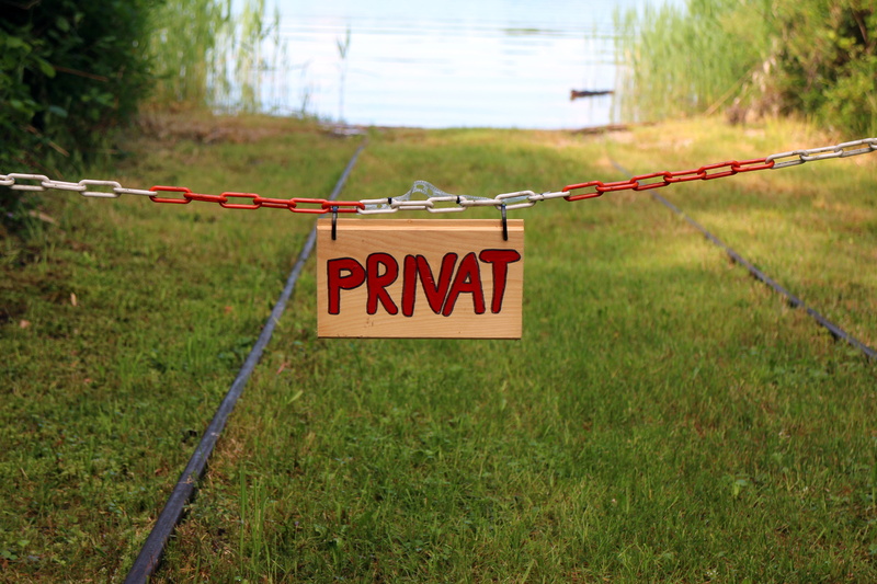 security, sign, private, no people, day, warning sign, note, text, communication, closed, western script, nature, delimit, 5K, safety, access, fence, boundary