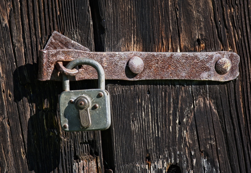 castle, shut off, door, blacksmithing, latch, stainless, close-up, textured, weathered, deterioration, day, handle, nostalgic, close, padlock, wood - material